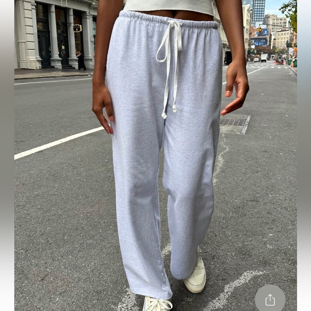 Brandy Melville Autumn Tie Sweatpants